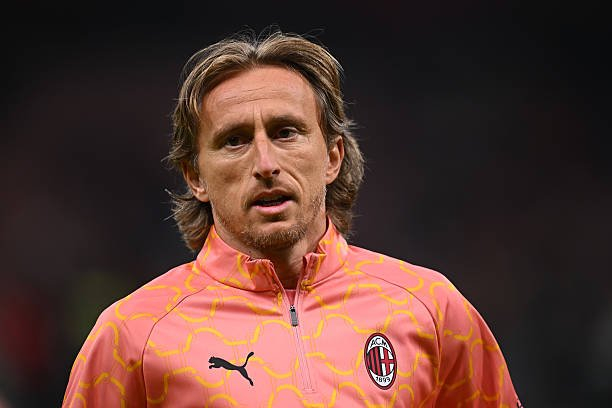 意甲：卢卡·莫德里奇誓言冲前四，AC米兰的目标还有4步要迈