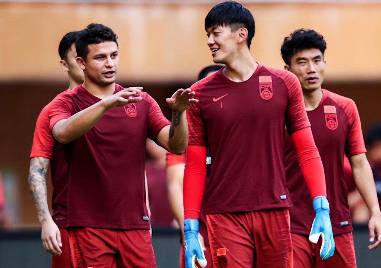 中超9年、超7000万欧！艾克森说上海像纽约，回报给了广州恒大