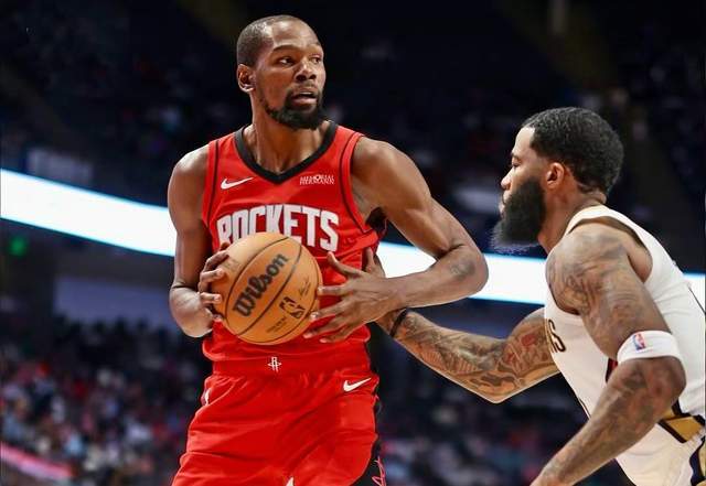 NBA揭幕战：汤普森7投0中，火箭队双塔23分仍负雷霆