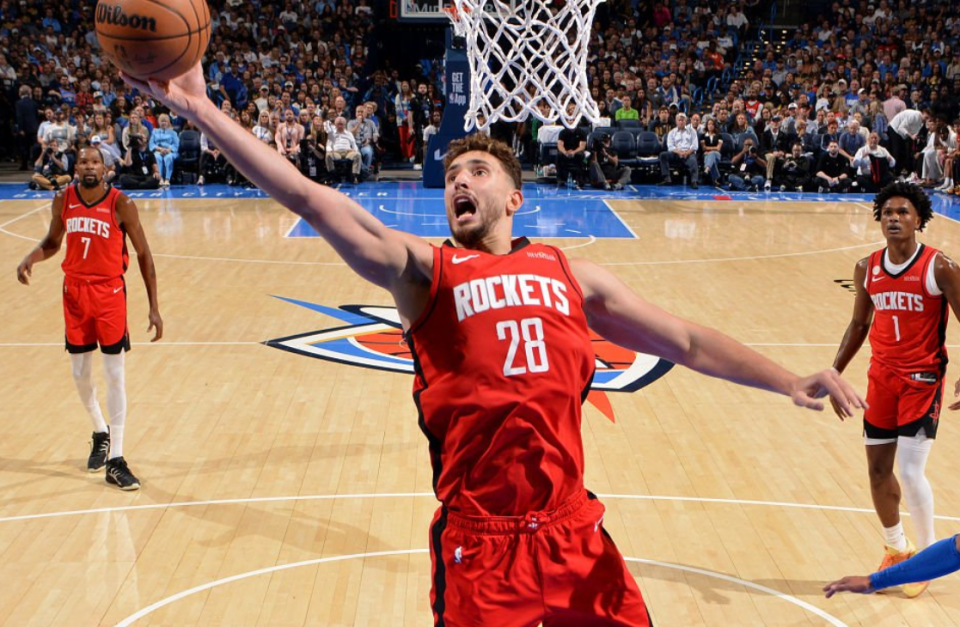 NBA揭幕战：火箭124-125惜败雷霆，申京39分无人能挡却输球