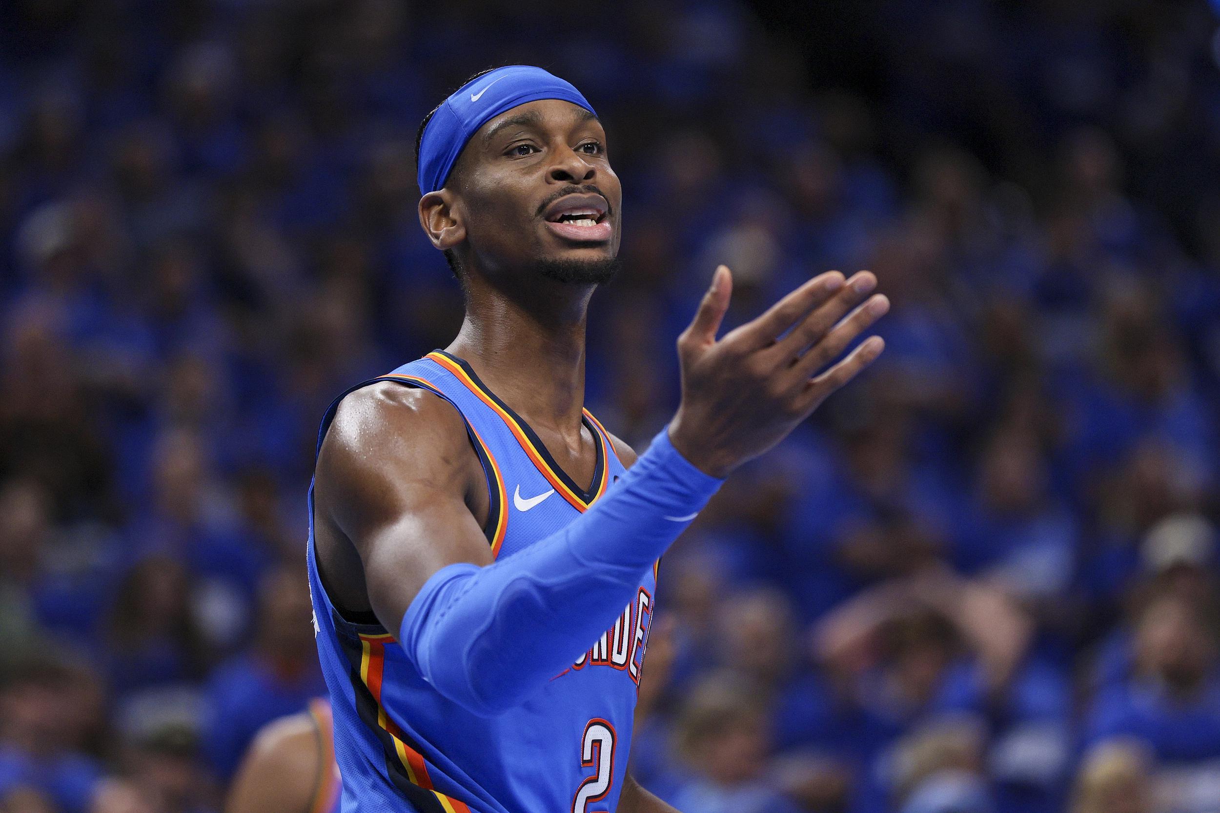 NBA揭幕战双加时狂飙：雷霆125-124险胜火箭，亚历山大35分抢镜