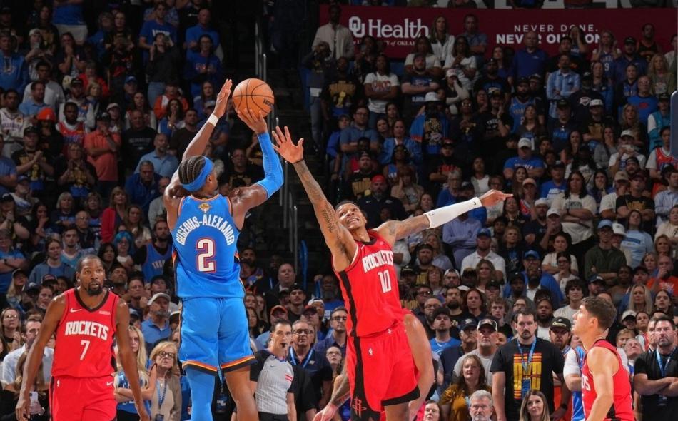 NBA揭幕战125:124！雷霆险胜火箭队，亚历山大35分叫板全联盟