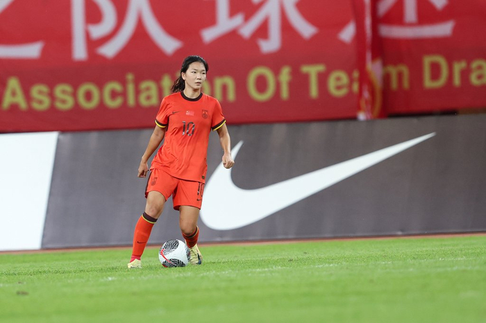 女超19岁王爱芳崛起：辽宁队长状态火热，中国女足盼她为亚洲杯贡献力量