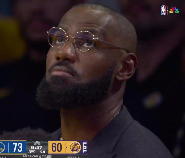 NBA揭幕战：湖人第三节落后两位数，勒布朗预计11月中旬回归