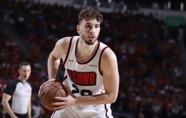 NBA揭幕战申京39+11+7震撼登场，火箭队加时惜败