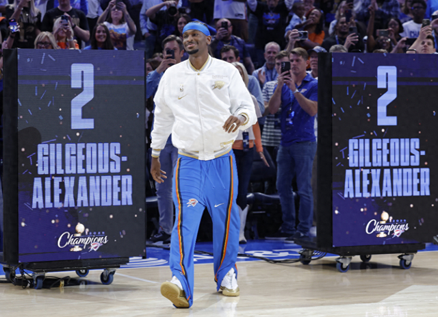 NBA揭幕战亚历山大35分,雷霆险胜火箭73场纪录登顶