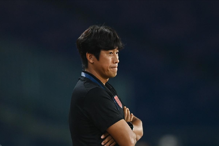 亚冠赛场：成都蓉城主力轮换失利，0射正暴露三大问题