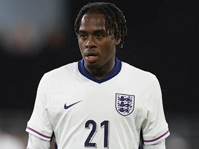 英超9名边锋大乱斗：图赫尔在国家队的艰难抉择