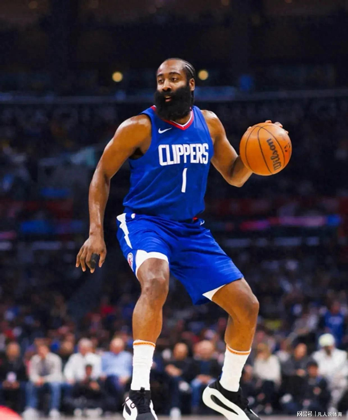 NBA揭幕战：詹姆斯·哈登29分12板8助8失误，快船113-116遭逆转