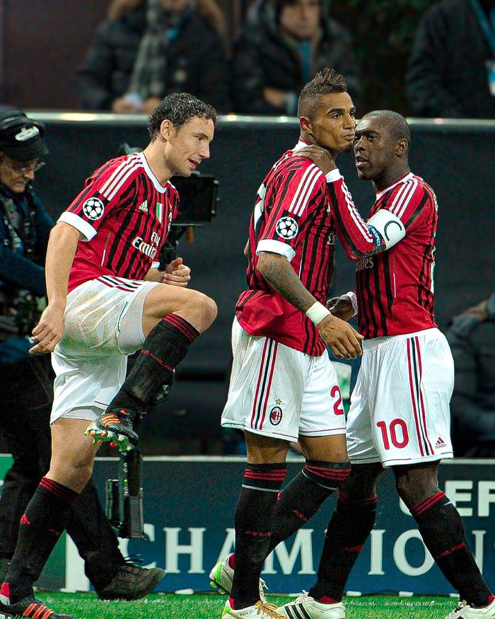 意甲历史的伤口：AC米兰一帖老照片让球迷1夜泪目