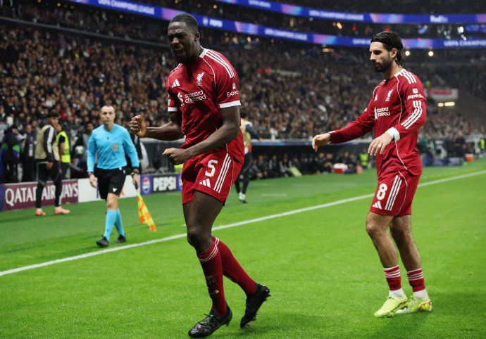 欧冠联赛：利物浦5-1痛宰法兰克福，红军火力值飙升