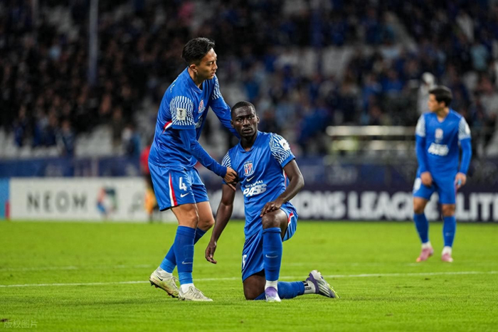 亚冠：上海申花2-0首尔FC首胜，路易斯第87分钟建功