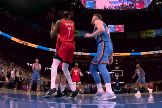 NBA揭幕战：火箭队124-125惜败，裁判报告指出关键暂停争议