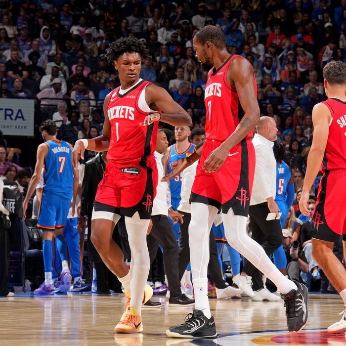 NBA揭幕战1场失利:凯文·杜兰特首战惜败雷霆,总冠军念头先放一边