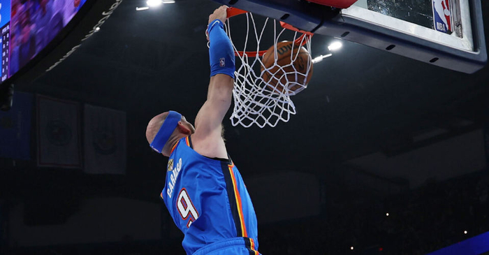 NBA：卡鲁索脑震荡后，雷霆125-124双加时险胜火箭引发质疑