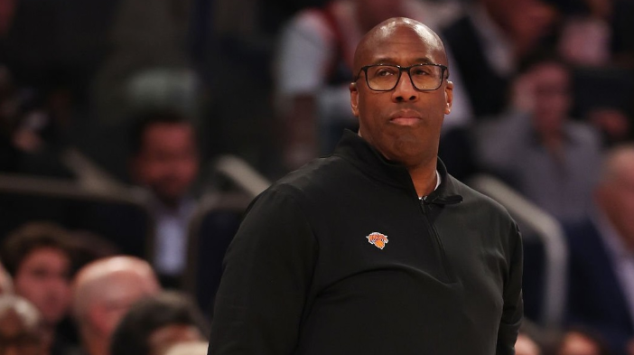 NBA揭幕119-111：纽约尼克斯队险胜克利夫兰骑士，卡尔唐斯19+11难掩疑问