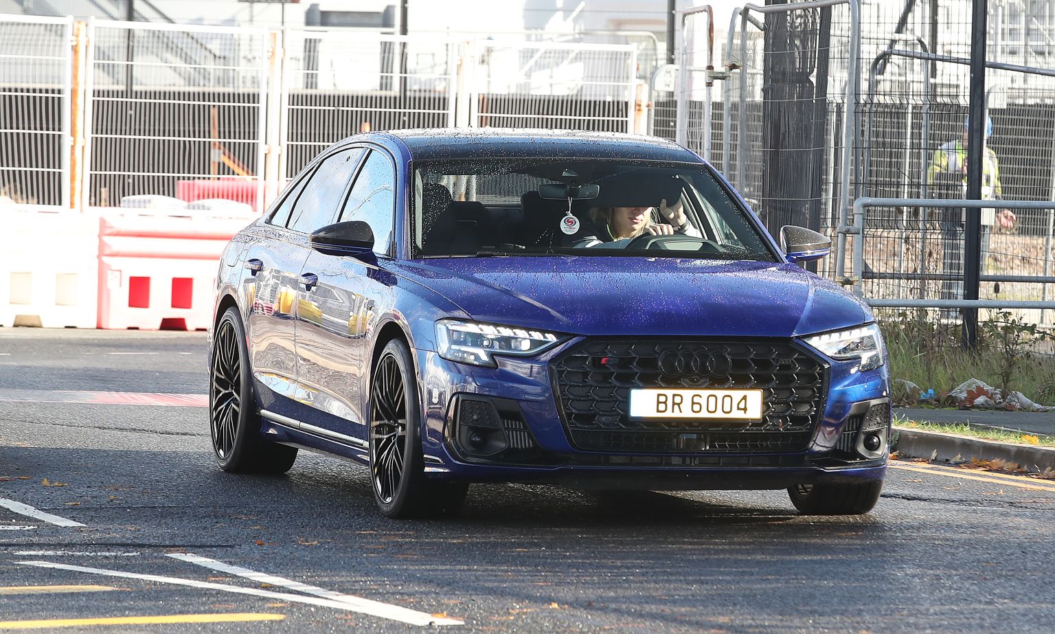 哈兰德英超豪车再添一辆,车库涉资超400万英镑