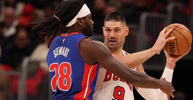 NBA常规赛：公牛队115-111险胜活塞，23分落后险被翻