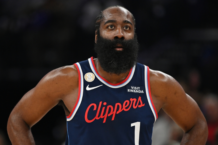 NBA第1战：快船108-129不敌爵士，37分血崩成开门黑