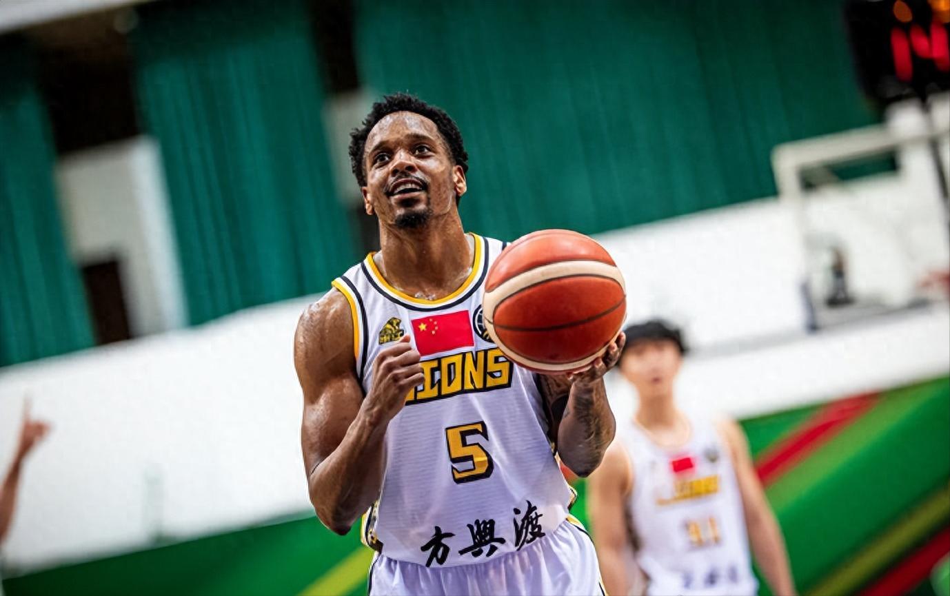 CBA广厦留布朗招4外援，11月会合冲击两连冠