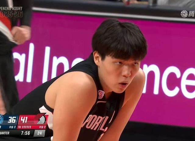 NBA：杨瀚森常规赛首秀拿1分，开拓者114比118惜败明尼苏达森林狼队