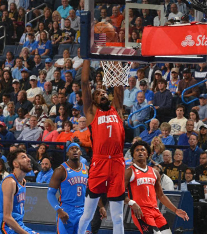 NBA揭幕：勇士119-109胜湖人，巴特勒16罚全中砍31分