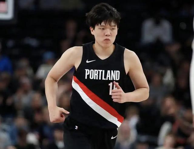 NBA：杨瀚森首秀5分16秒，开拓者114-118不敌森林狼，负值揭露问题