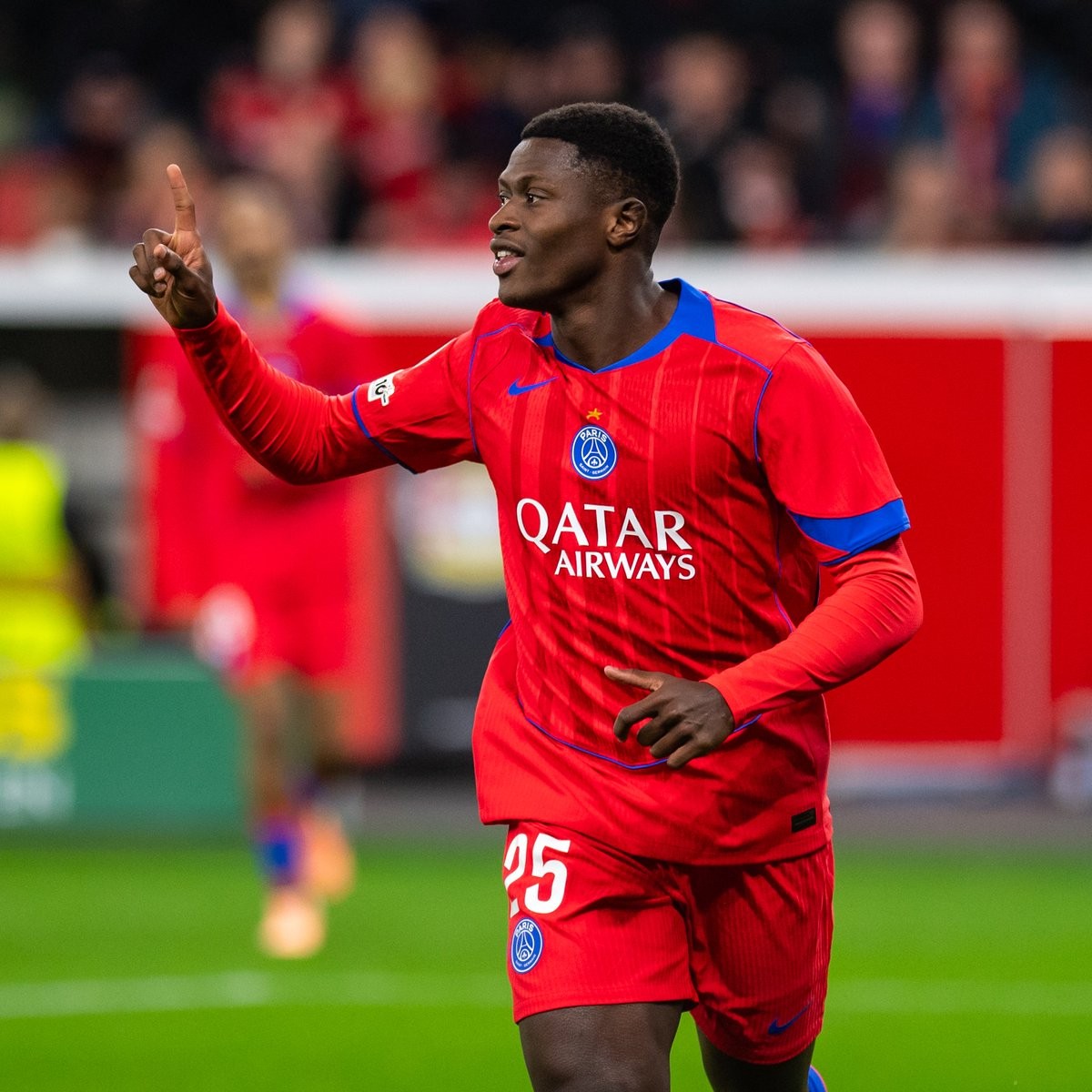 欧冠4次创造绝佳机会！巴黎门德斯甩开赖斯和凯恩成为制造者王