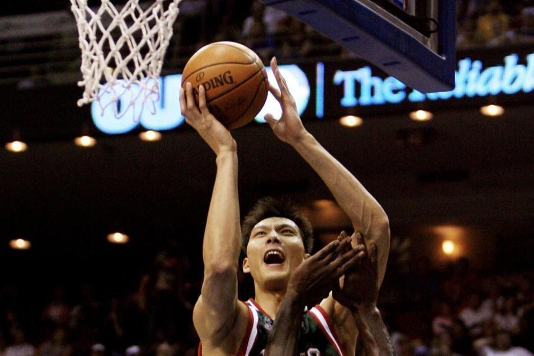 NBA揭幕战：杨瀚森5分钟1分，开拓者118-114惜败森林狼