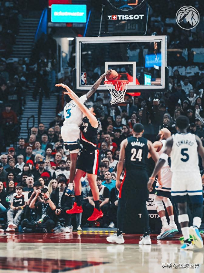 NBA：杨瀚森首秀5分16秒登场，2分1板被麦克丹尼尔斯隔扣