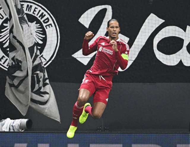 欧冠5-1！利物浦大胜法兰克福，范戴克一球终结4连败风暴