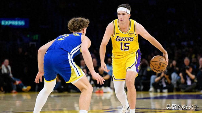 NBA：湖人109-119负勇士，里夫斯26分却被脚踝盯上