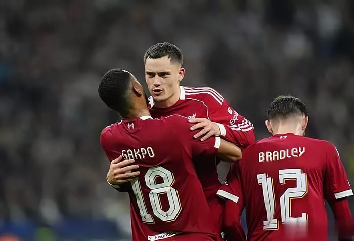 英超利物浦4连败后欧冠试阵：维尔茨1.5亿压右路成败关键