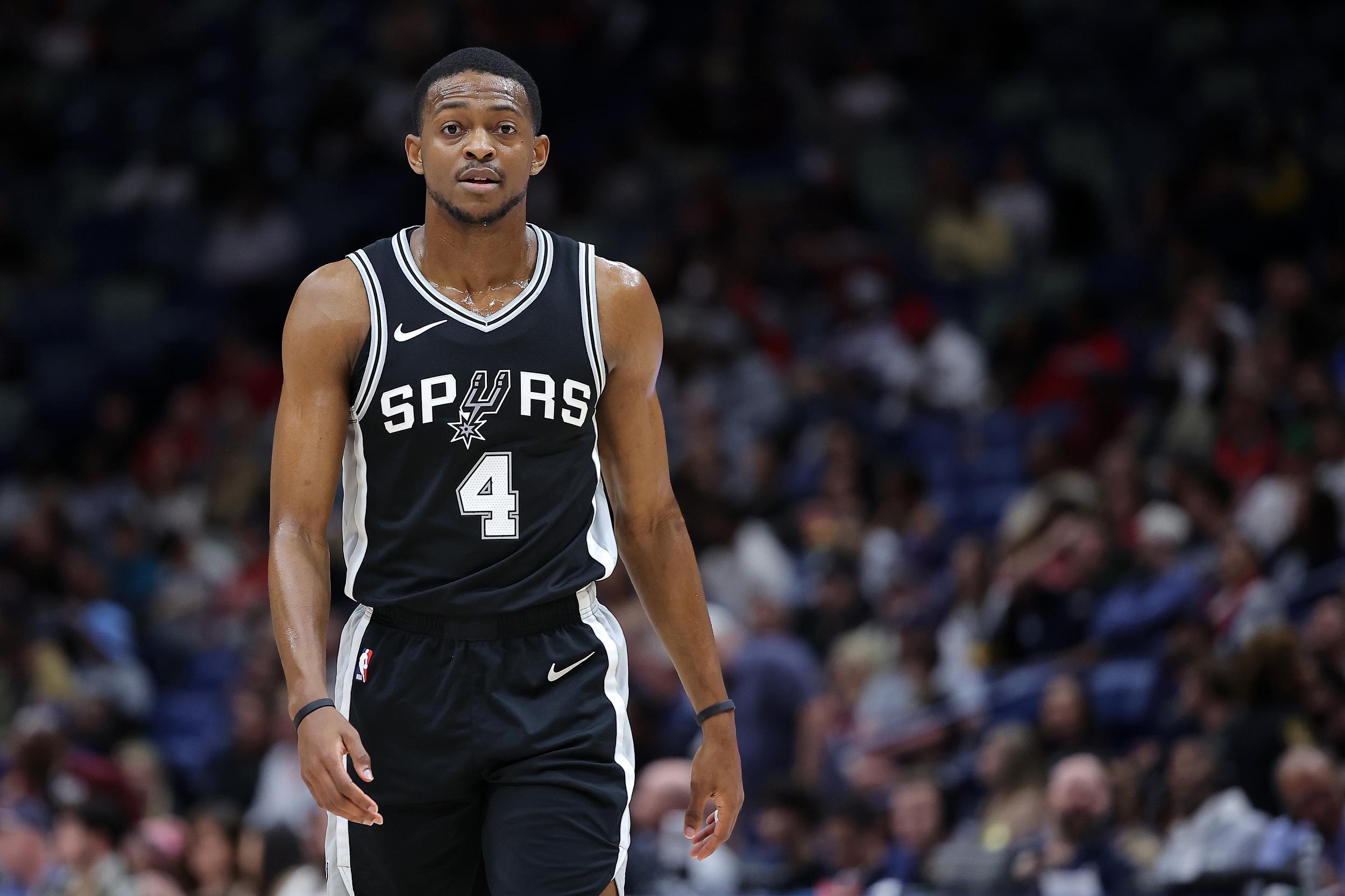 NBA马刺队明天4人缺阵，阵容深度遭遇首轮大考（4人缺阵）