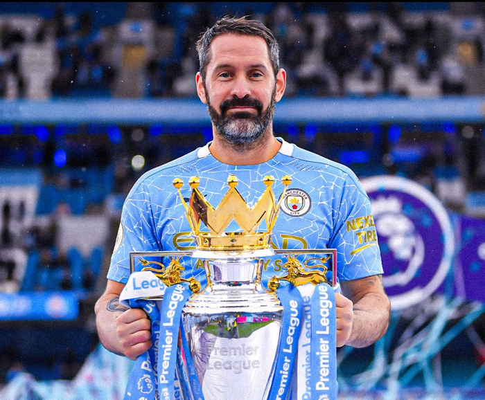 英超门将斯科特·卡森退役：107分钟生涯，随曼城拿12冠