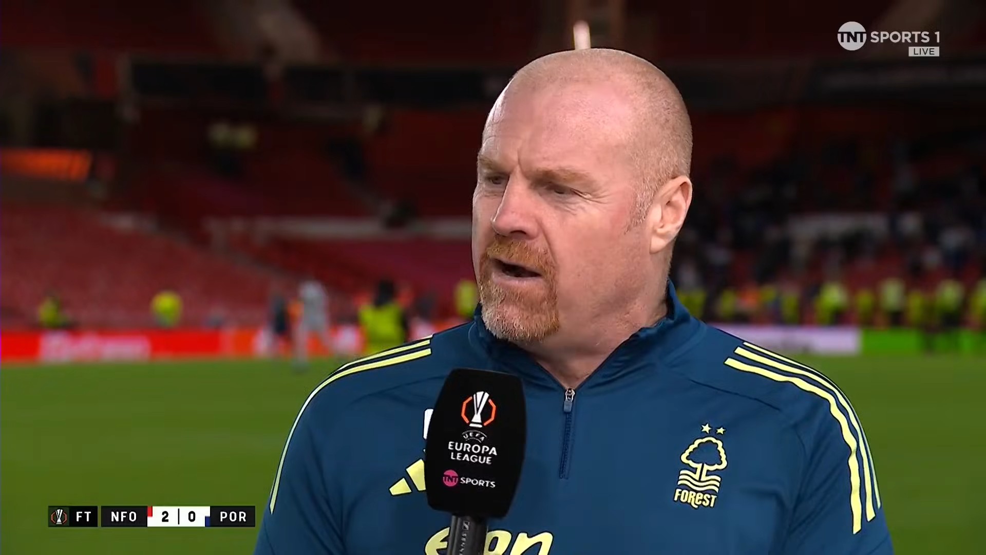 欧联杯｜诺丁汉森林2-0波尔图，戴奇回归首秀嗓音嘶哑却气势足