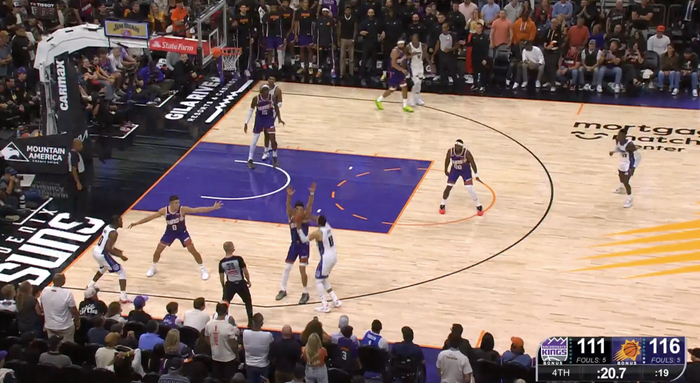 NBA：国王客场116-120憾负太阳 裁判报告曝2次错判