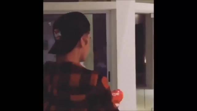 NBA社交季：比伯疑成杜兰特第1位超粉，1张球衣图未证实