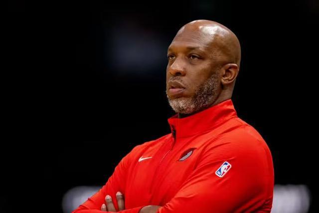 NBA：30余人被捕！昌西·比卢普斯案撼动波特兰开拓者