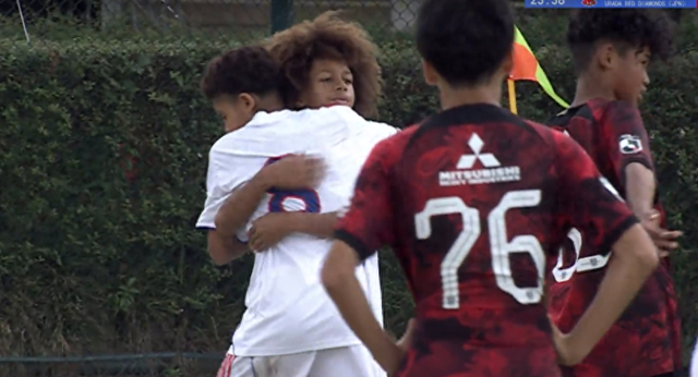 里昂小组赛4连败！法甲豪门2比6被浦和红钻羞辱