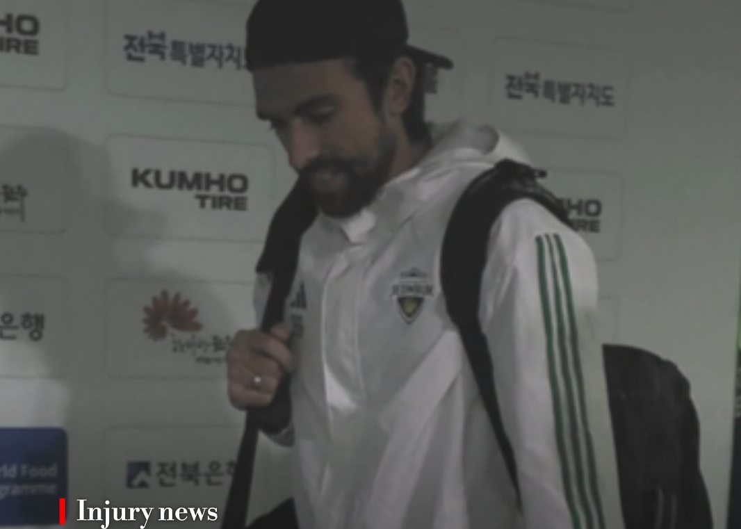 K联赛：全北提前5轮夺冠 2-0胜水原但孔帕尼奥34分钟重伤，13球告别金靴