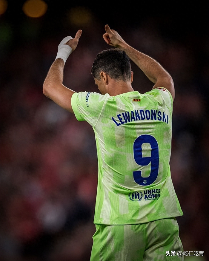 38岁门前杀手?罗伯特·莱万多夫斯基面临3选:马竞、曼联(英超)、沙特