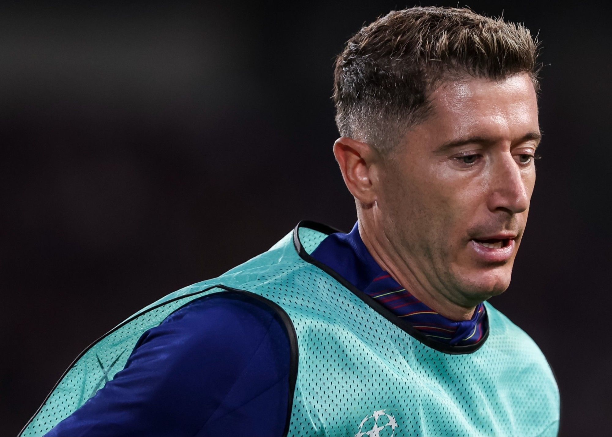 两人轮换成真？迪亚洛喊话姆伯莫，英超曼联右路带来3分