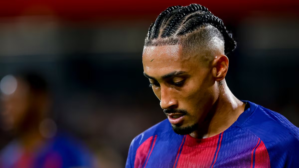 拉菲尼亚将至少缺席4场,巴塞罗那西甲对阵皇家马德里阵容吃紧