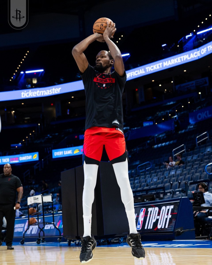 NBA：火箭揭幕战双加时惜败124-125，申京砍39分引争议