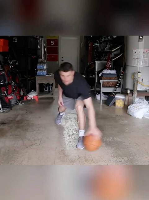 给我1条新闻链接：英超或NBA比赛/转会改写