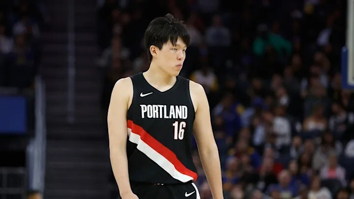 波特兰开拓者杨瀚森出场受限，威廉姆斯伤愈或压缩机会