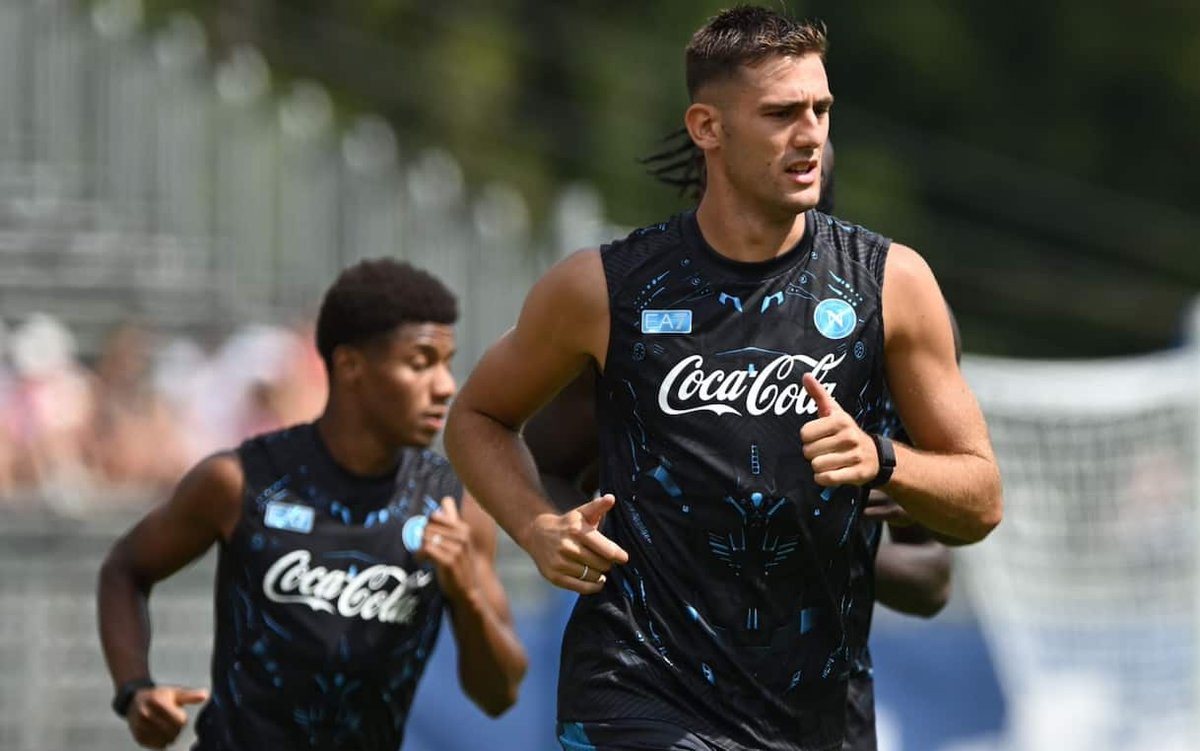 意甲第8轮：那不勒斯4-1-4-1首发预测，迎战国际米兰