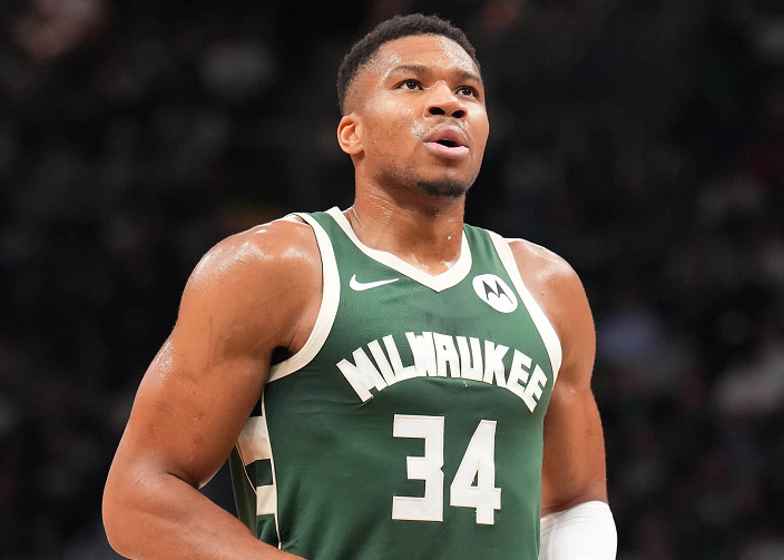 雄鹿122-116险胜猛龙，阿德托昆博31+20撑起东部2连胜