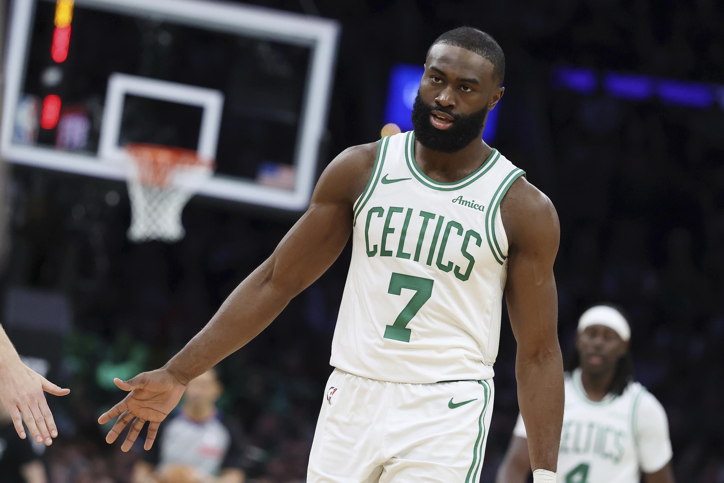 泰勒·布朗23分难救波士顿，纽约尼克斯105-95锁定胜局